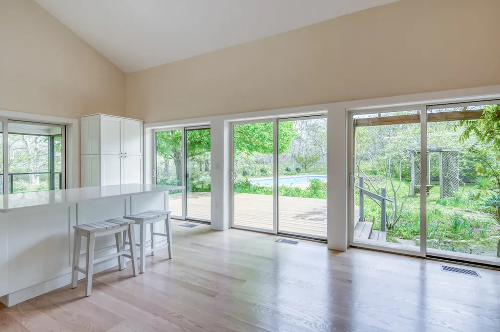 212 Charles Neck Way West Tisbury MA 02575