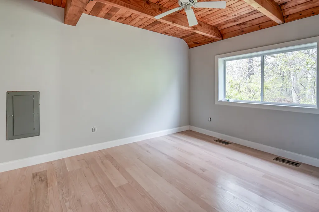 212 Charles Neck Way West Tisbury MA 02575