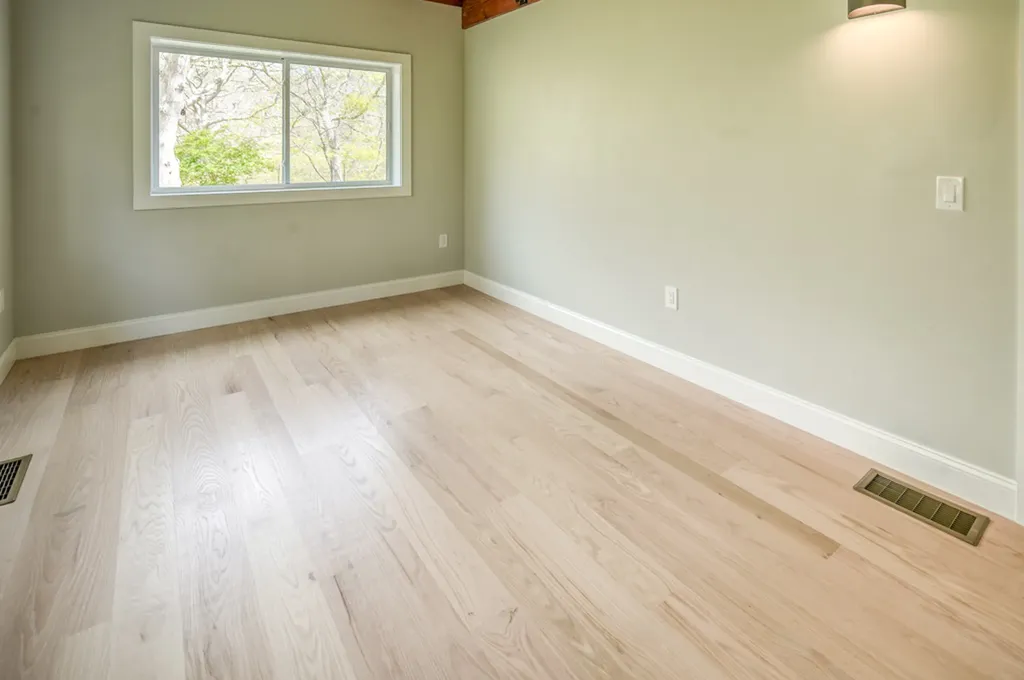 212 Charles Neck Way West Tisbury MA 02575