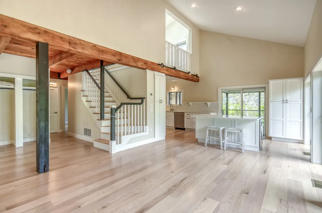 212 Charles Neck Way West Tisbury MA 02575