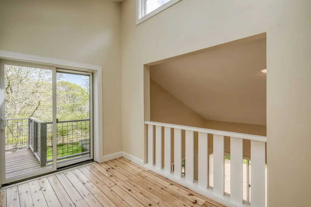 212 Charles Neck Way West Tisbury MA 02575