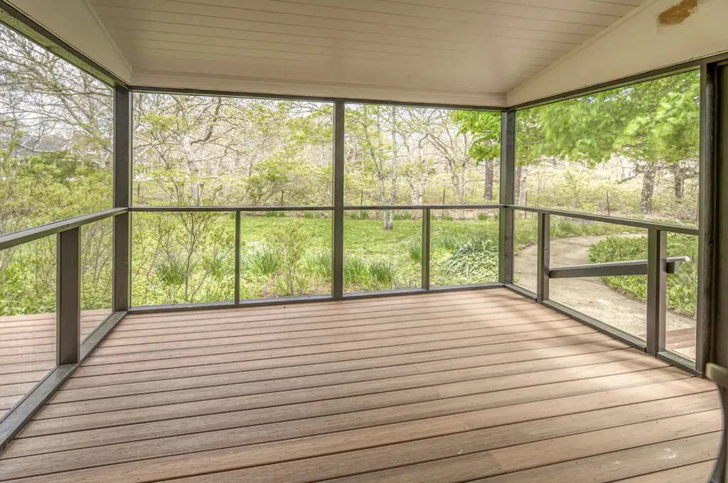 212 Charles Neck Way West Tisbury MA 02575