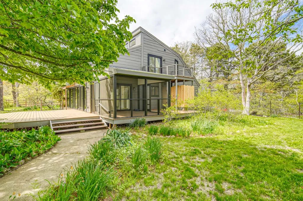 212 Charles Neck Way West Tisbury MA 02575