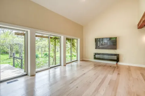 212 Charles Neck Way West Tisbury MA 02575