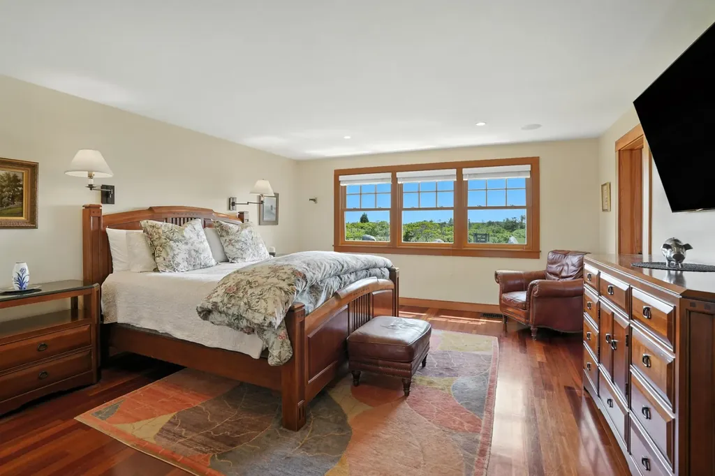 18 Spruce Gate Road Chilmark MA 02535