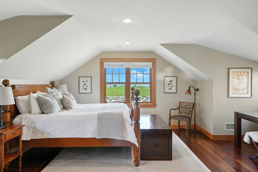 18 Spruce Gate Road Chilmark MA 02535