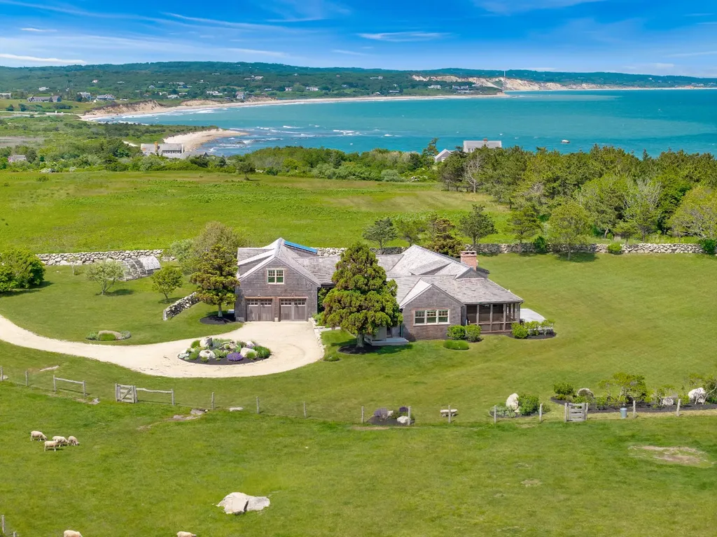 18 Spruce Gate Road Chilmark MA 02535