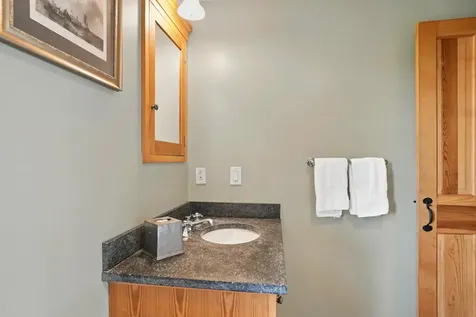 18 Spruce Gate Road Chilmark MA 02535