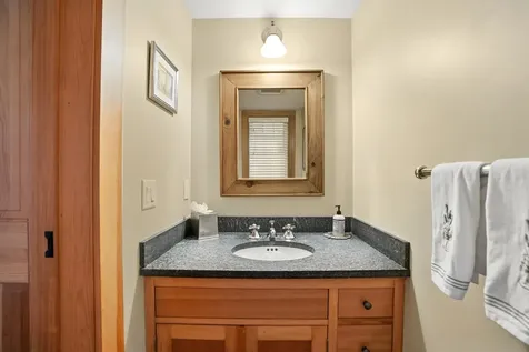 18 Spruce Gate Road Chilmark MA 02535