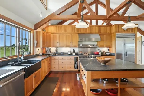 18 Spruce Gate Road Chilmark MA 02535