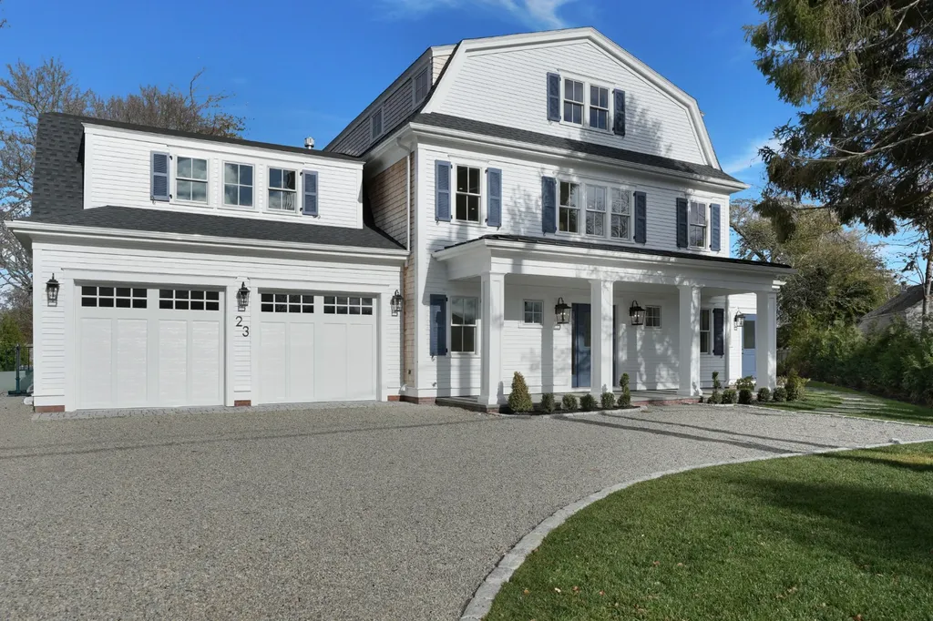 23 Pinehurst Road Edgartown MA 02539