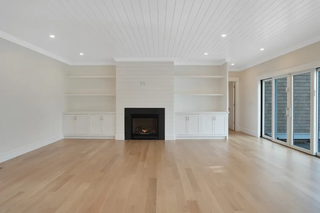 23 Pinehurst Road Edgartown MA 02539