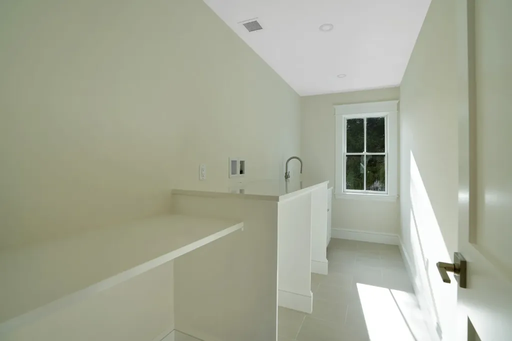 23 Pinehurst Road Edgartown MA 02539