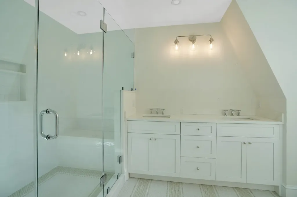 23 Pinehurst Road Edgartown MA 02539