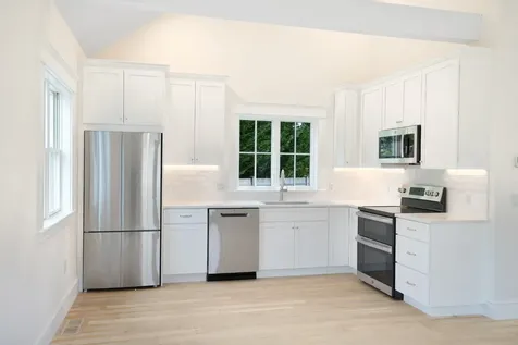 23 Pinehurst Road Edgartown MA 02539