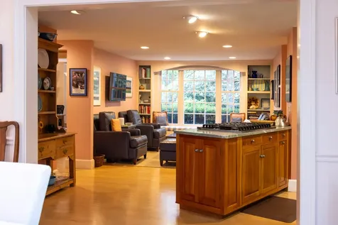 21 Woodlawn Avenue Vineyard Haven MA 02568