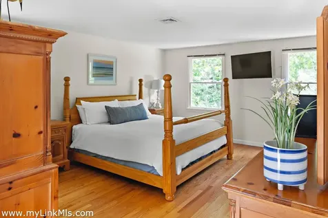 43C Dark Woods Road Edgartown MA 02539