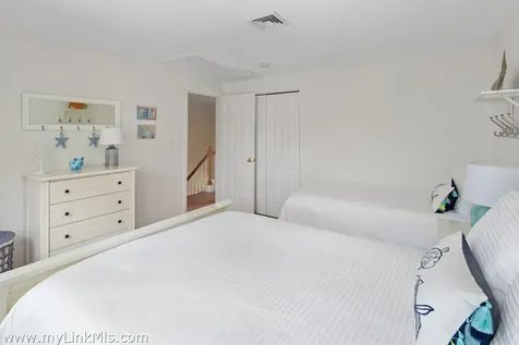 43C Dark Woods Road Edgartown MA 02539