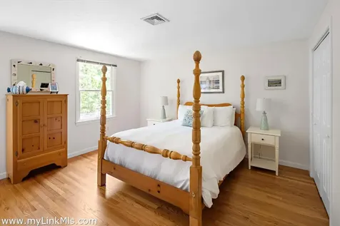 43C Dark Woods Road Edgartown MA 02539