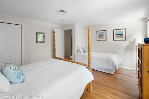 43C Dark Woods Road Edgartown MA 02539