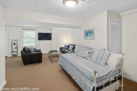 43C Dark Woods Road Edgartown MA 02539