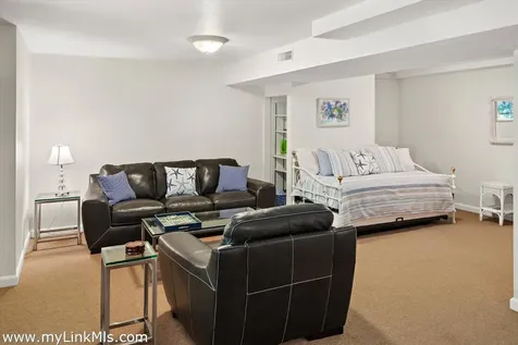 43C Dark Woods Road Edgartown MA 02539