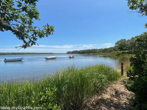 4 Jacobs Neck Road Edgartown MA 02539