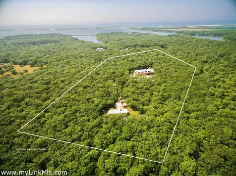 4 Jacobs Neck Road Edgartown MA 02539