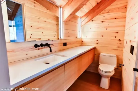 4 Jacobs Neck Road Edgartown MA 02539