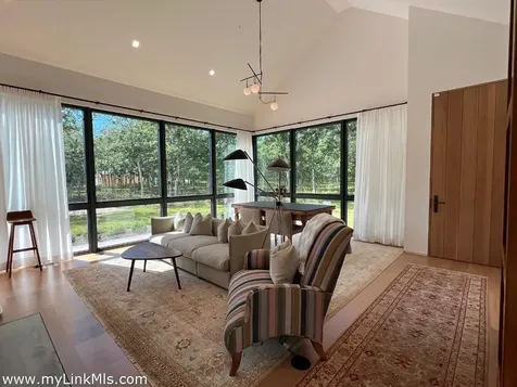 4 Jacobs Neck Road Edgartown MA 02539