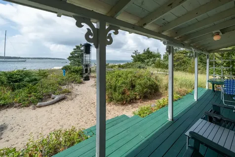 11 Beach Road Oak Bluffs MA 02557