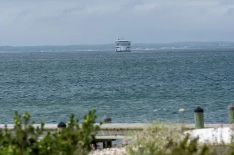 11 Beach Road Oak Bluffs MA 02557