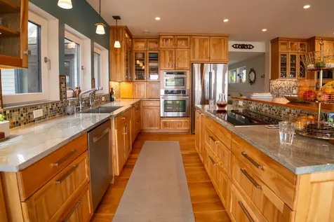 39 Sengekontacket Road Oak Bluffs MA 02557