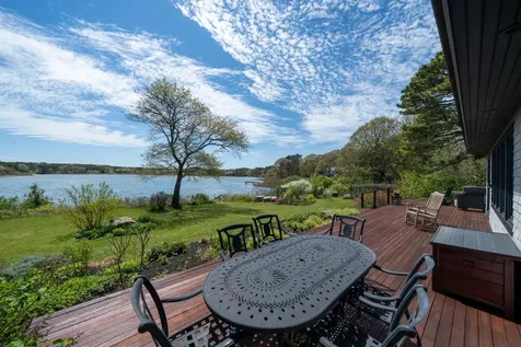 39 Sengekontacket Road Oak Bluffs MA 02557