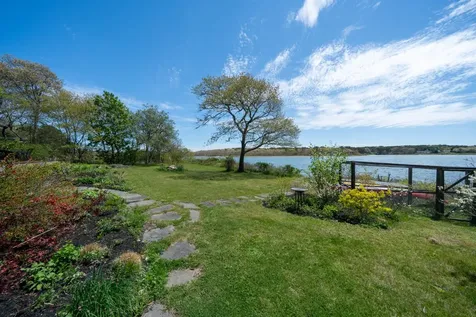 39 Sengekontacket Road Oak Bluffs MA 02557