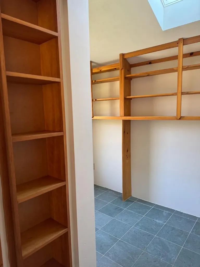 4 Rock Pond Road West Tisbury MA 02568