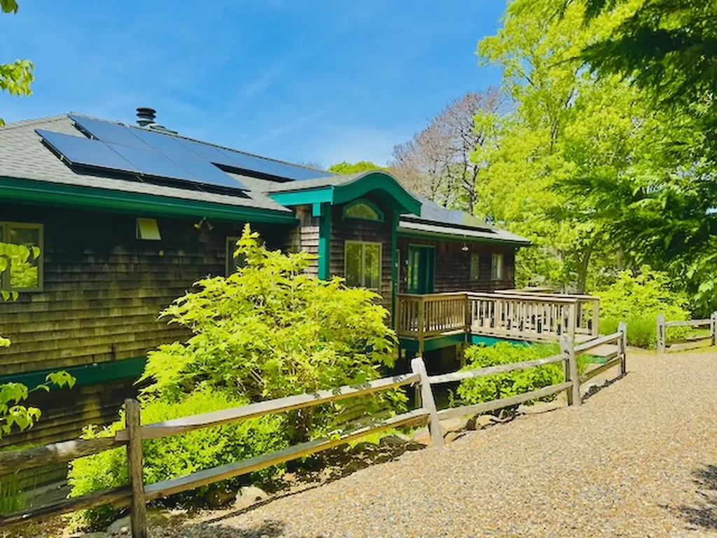 79 David Avenue Vineyard Haven MA 02539