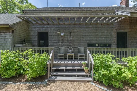 10 Wood Duck Way Oak Bluffs MA 02557