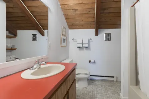 10 Wood Duck Way Oak Bluffs MA 02557