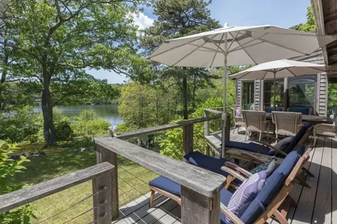 10 Wood Duck Way Oak Bluffs MA 02557