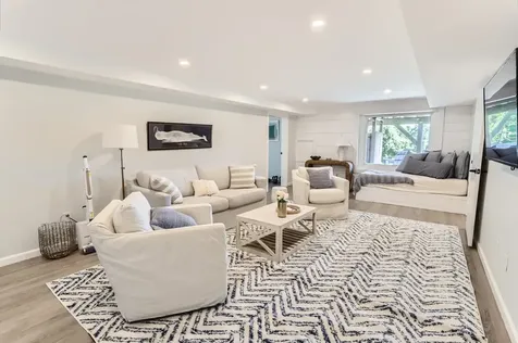 6 Church Street Aquinnah MA 02535