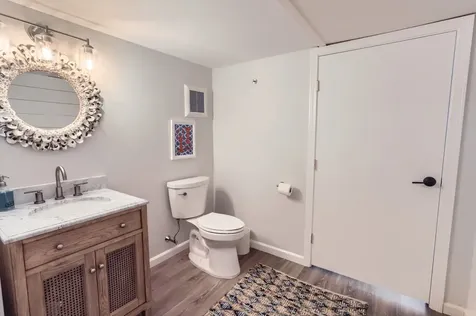 6 Church Street Aquinnah MA 02535