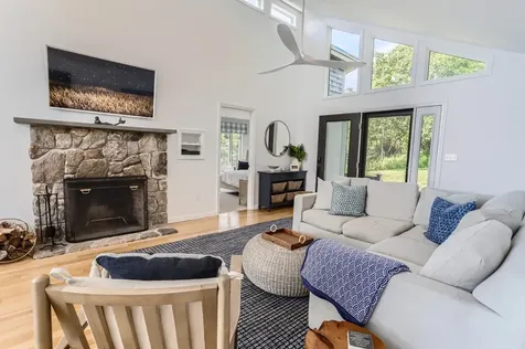 6 Church Street Aquinnah MA 02535