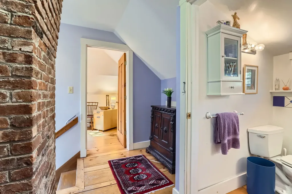 251 State Road West Tisbury MA 02575