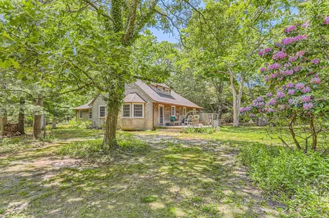 251 State Road West Tisbury MA 02575