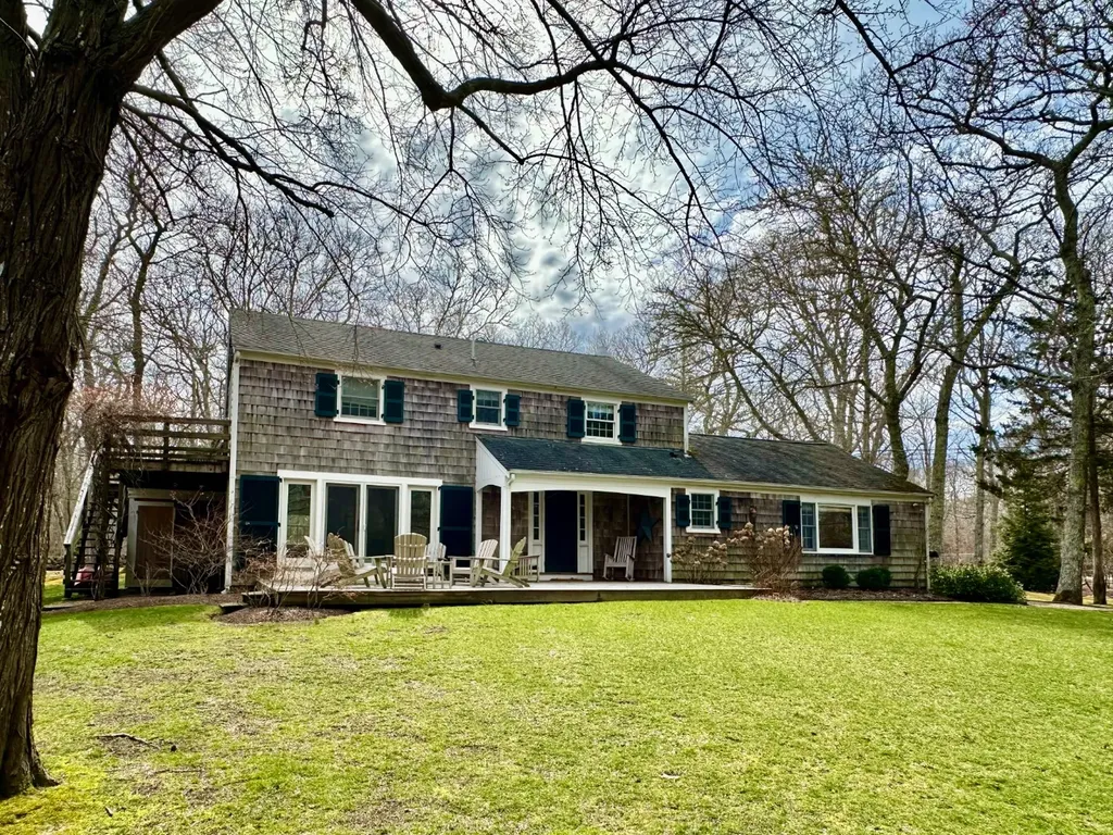 51 Black Brook Crossing West Tisbury MA 02575