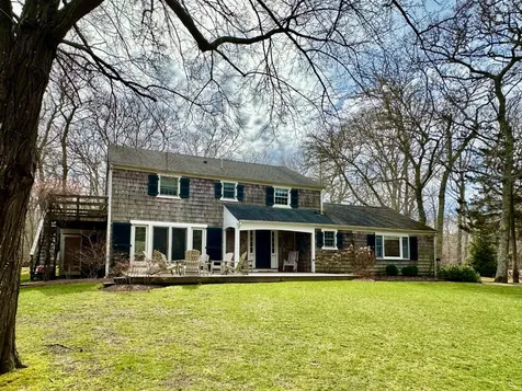 51 Black Brook Crossing West Tisbury MA 02575