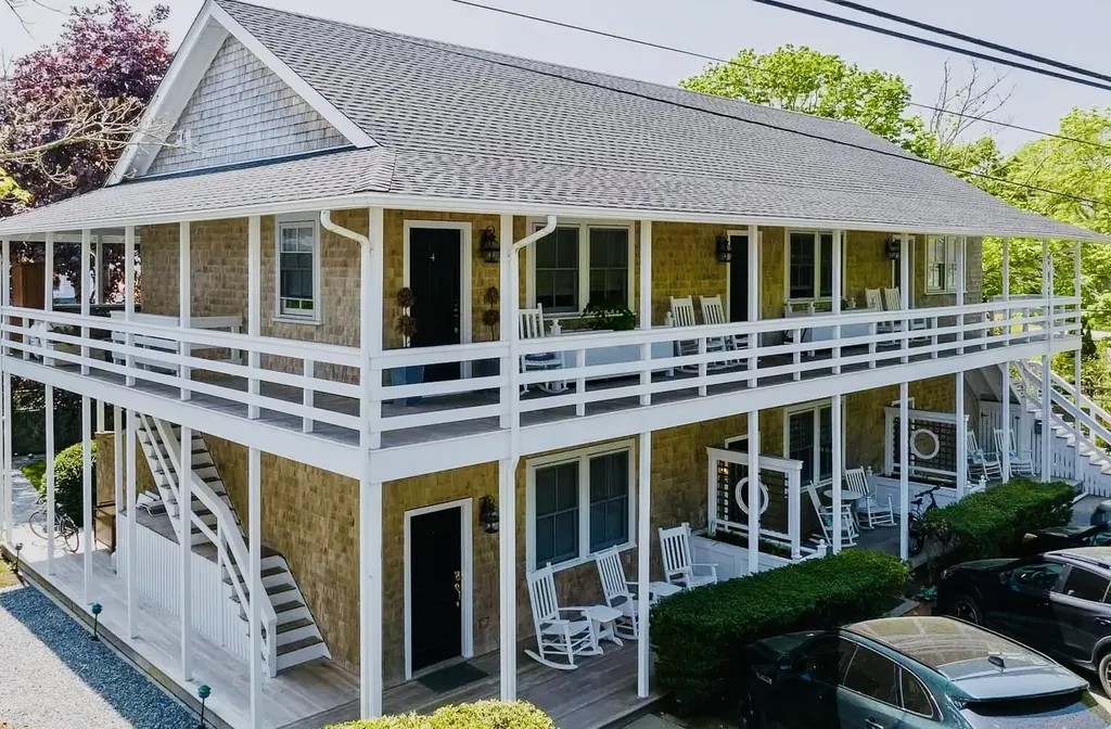 68 Winter Street #2 Edgartown MA 02539