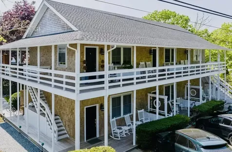68 Winter Street #2 Edgartown MA 02539