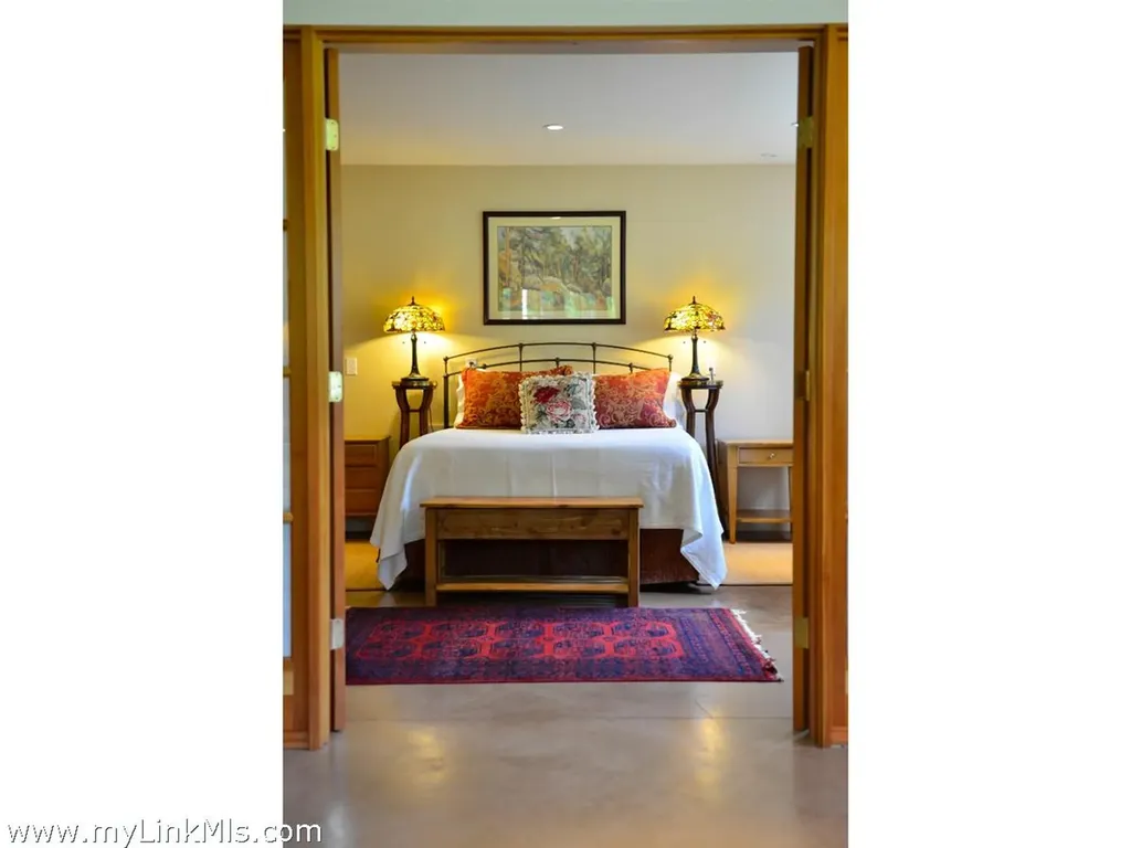 71 Stoney Hill Road Vineyard Haven MA 02568